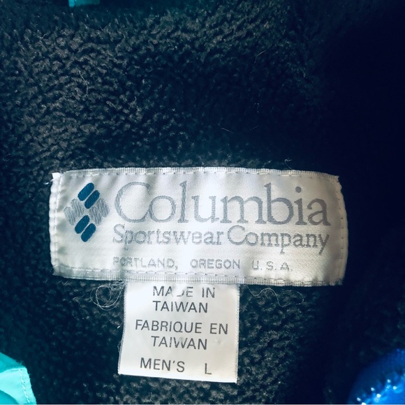 Handsome, royal blue large men’s Columbia jacket with black fleece lining. - Picture 10 of 10